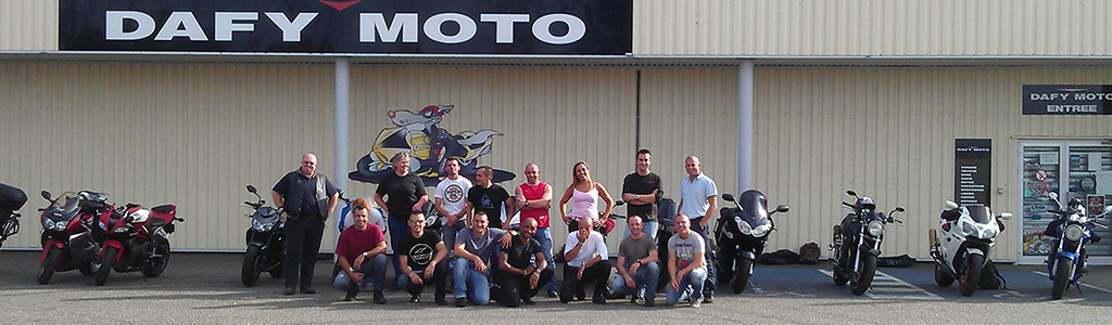 Première sortie du C.S.A. Moto le 16/09/2012 devant Dafy à Agen en direction de Condom.